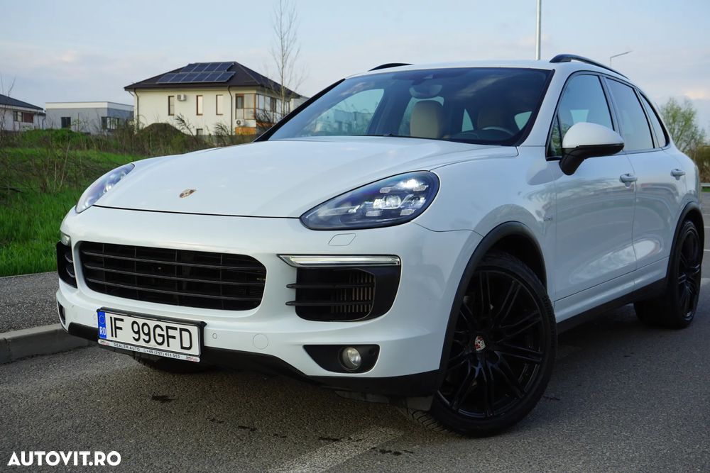 Porsche Cayenne - 3