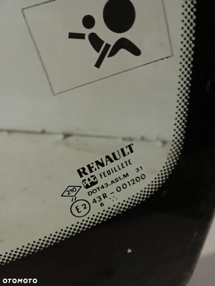 Szyba przednia czołowa Renault Megane I - 2