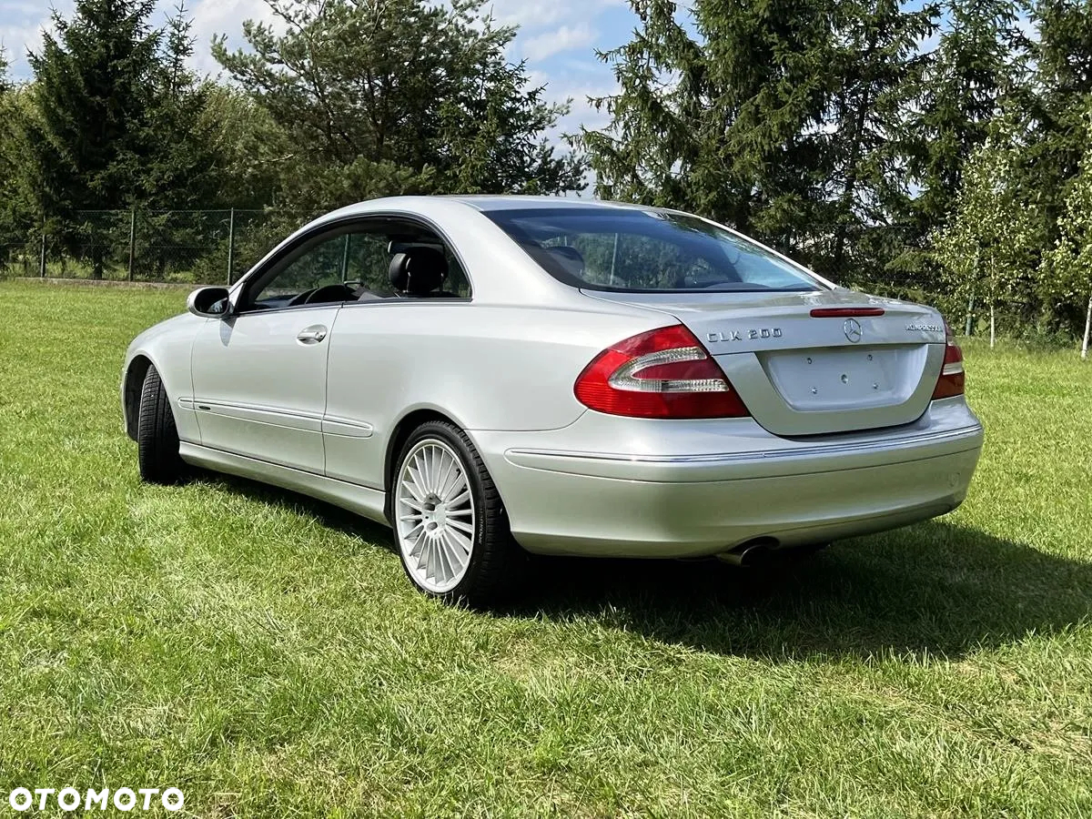 Mercedes-Benz CLK Coupe 200 Kompressor Avantgarde - 3