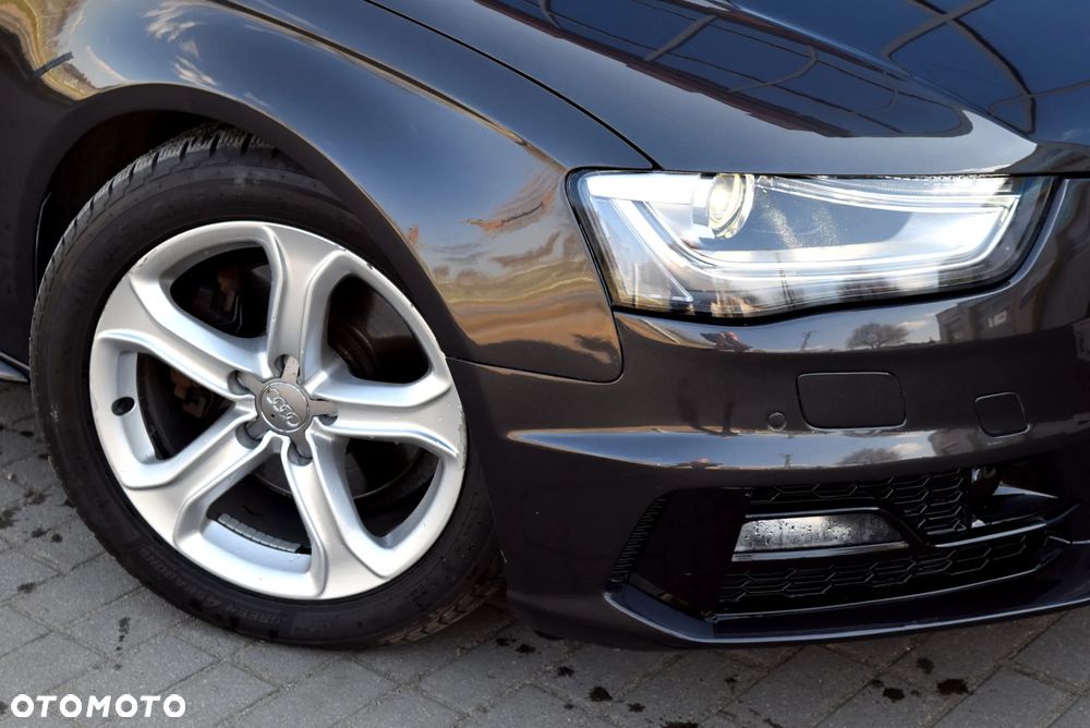 Audi A4 Avant 2.0 TDI Sport S tronic - 10