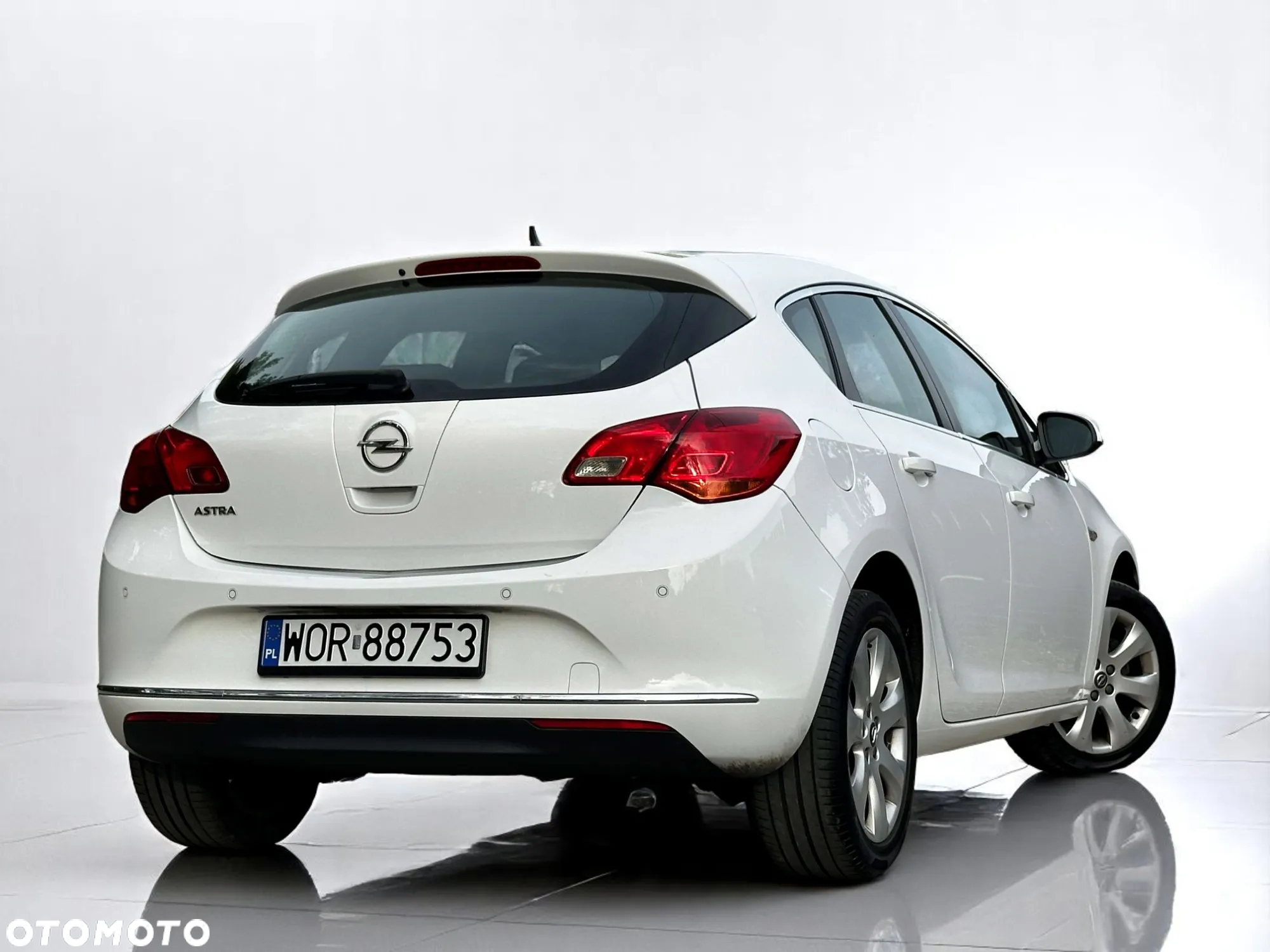 Opel Astra 1.4 Turbo Cosmo - 19