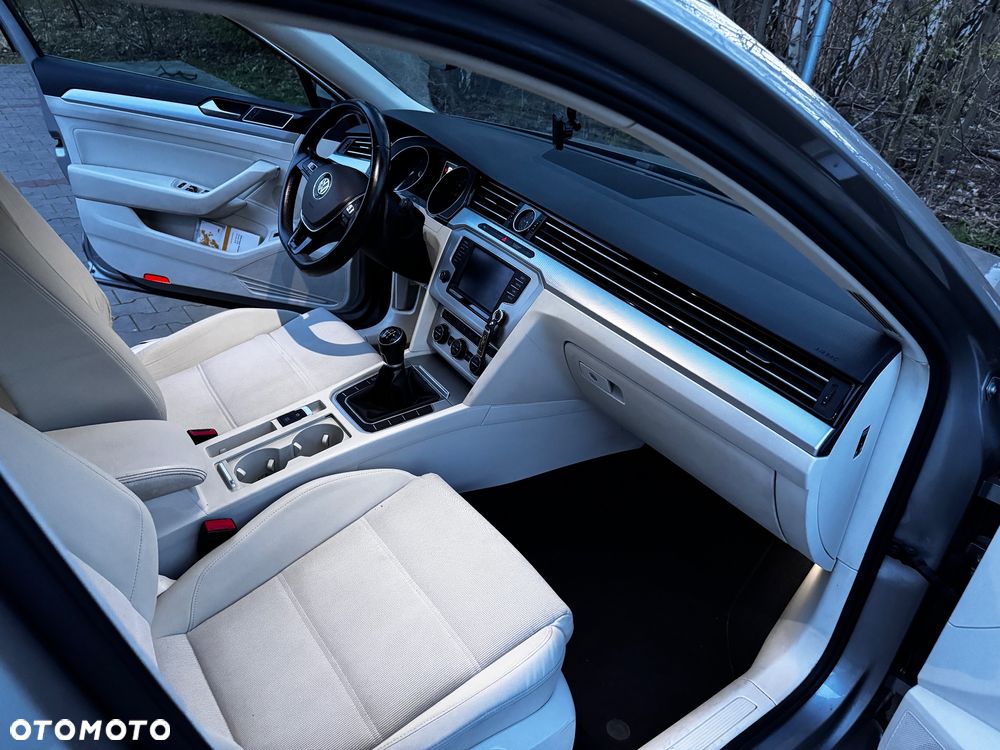 Volkswagen Passat 2.0 TDI BMT Comfortline - 7