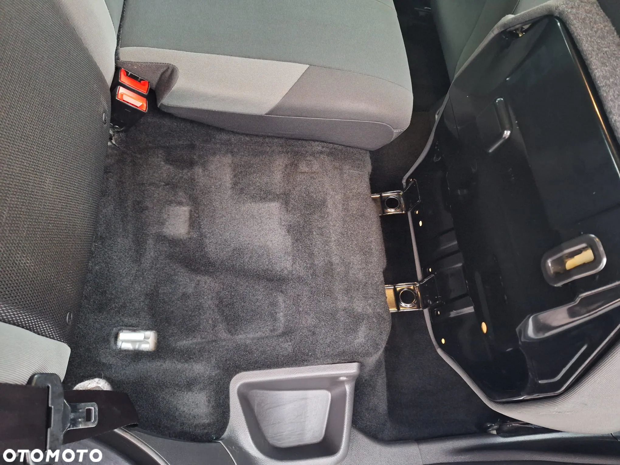 Ford Focus 1.6 TDCi Ambiente - 8
