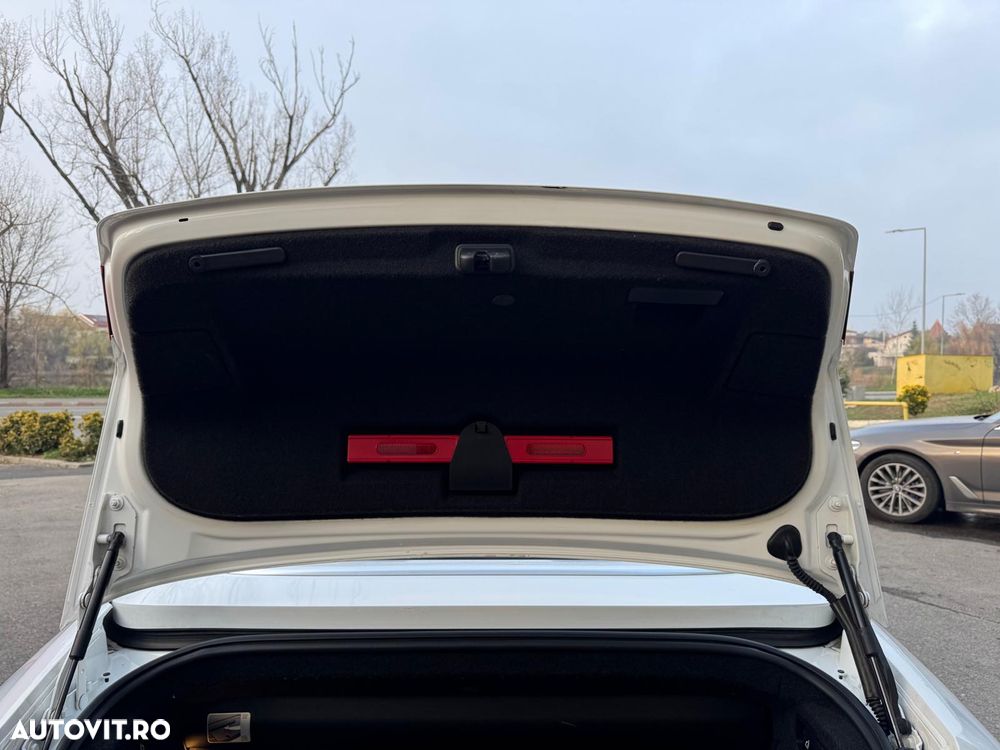 Audi A5 Cabrio 2.0 TDI DPF - 9