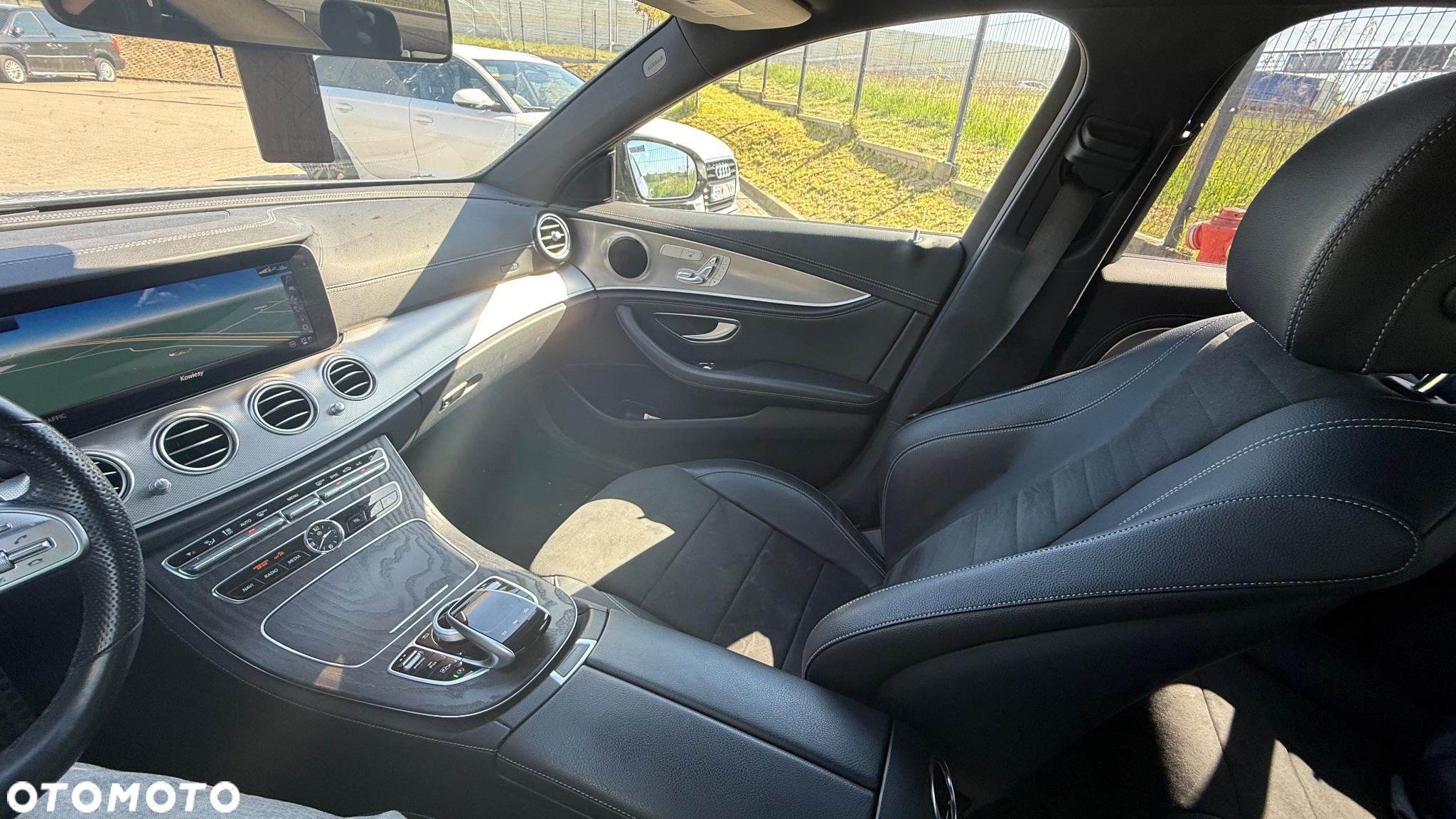 Mercedes-Benz Klasa E 220 d 4-Matic Business Edition 9G-TRONIC - 13