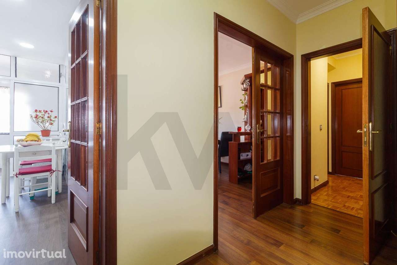 ✍Exclusivo T2 em Condomínio Fechado com Vistas Deslumbrantes – Gervi - Grande imagem: 2/28