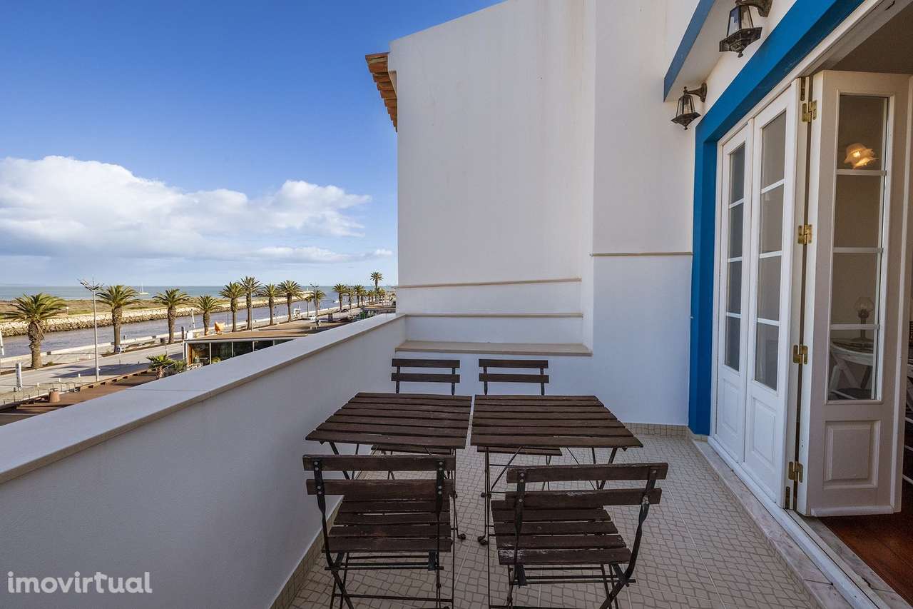 EXCELENTE OPORTUNIDADE PRÉDIO C/ 2 APARTAMENTOS INDEPENDENTES NO CENTR - Grande imagem: 4/41