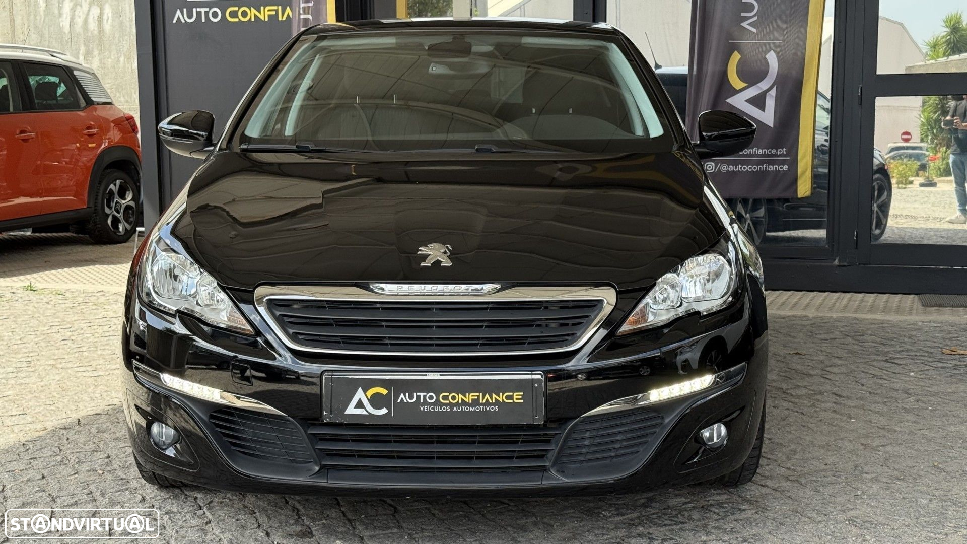 Peugeot 308 1.2 PureTech Allure J17 - 2