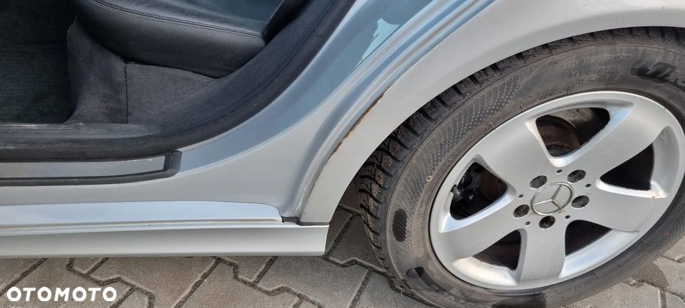 Mercedes-Benz Klasa E - 26