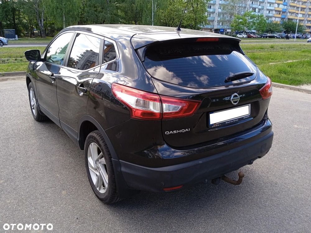 Nissan Qashqai 1.2 DIG-T N-Vision - 6