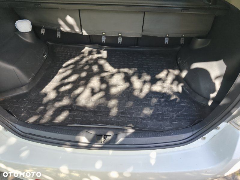 Toyota Verso 2.0 D-4D Sol plus - 12