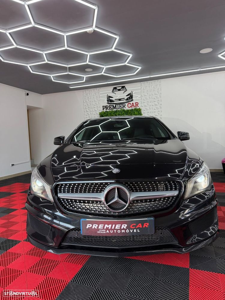 Mercedes-Benz CLA 200 d Shooting Brake AMG Line - 2