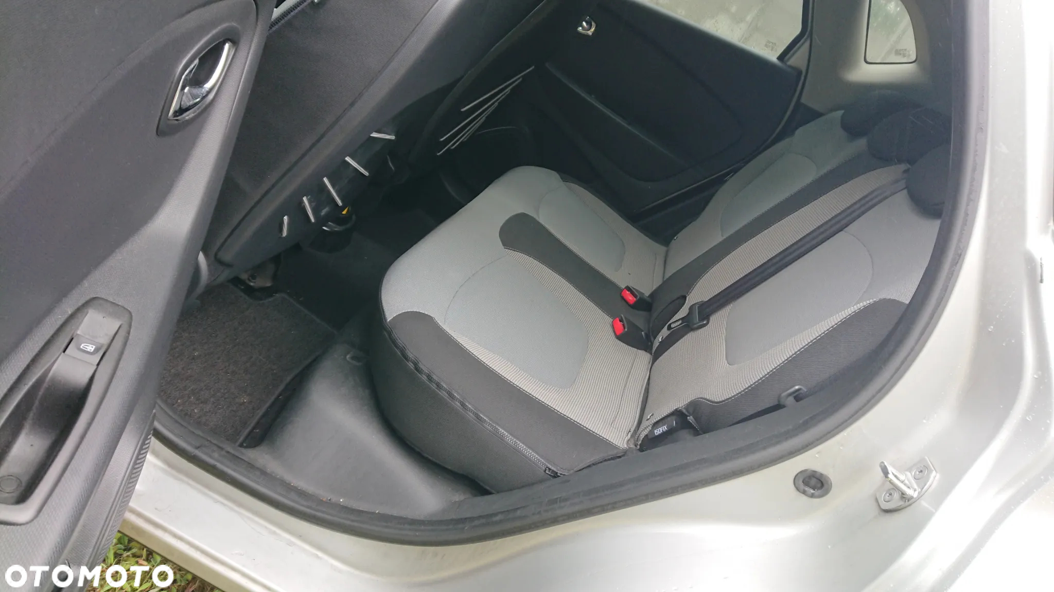 Renault Captur - 28