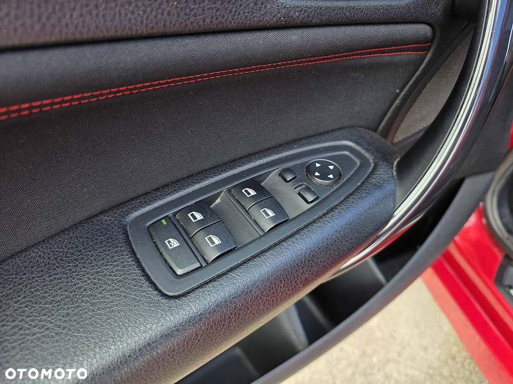 BMW Seria 1 120d Sport Line - 20