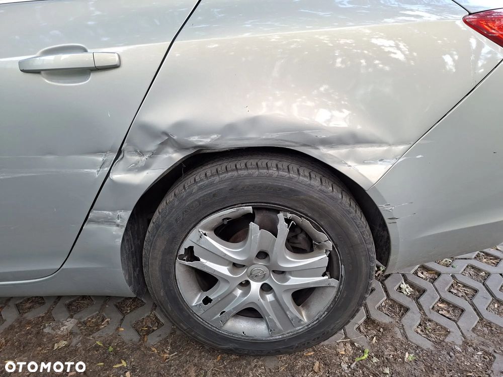 Opel Insignia 1.8 - 2