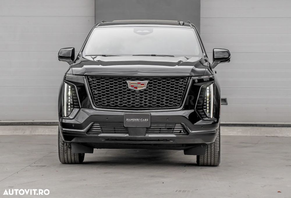 Cadillac Escalade - 2