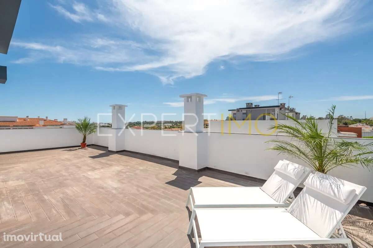 Apartamento T2 NOVO com garagem, arrecadação e piscina - Portimão - Grande imagem: 2/33