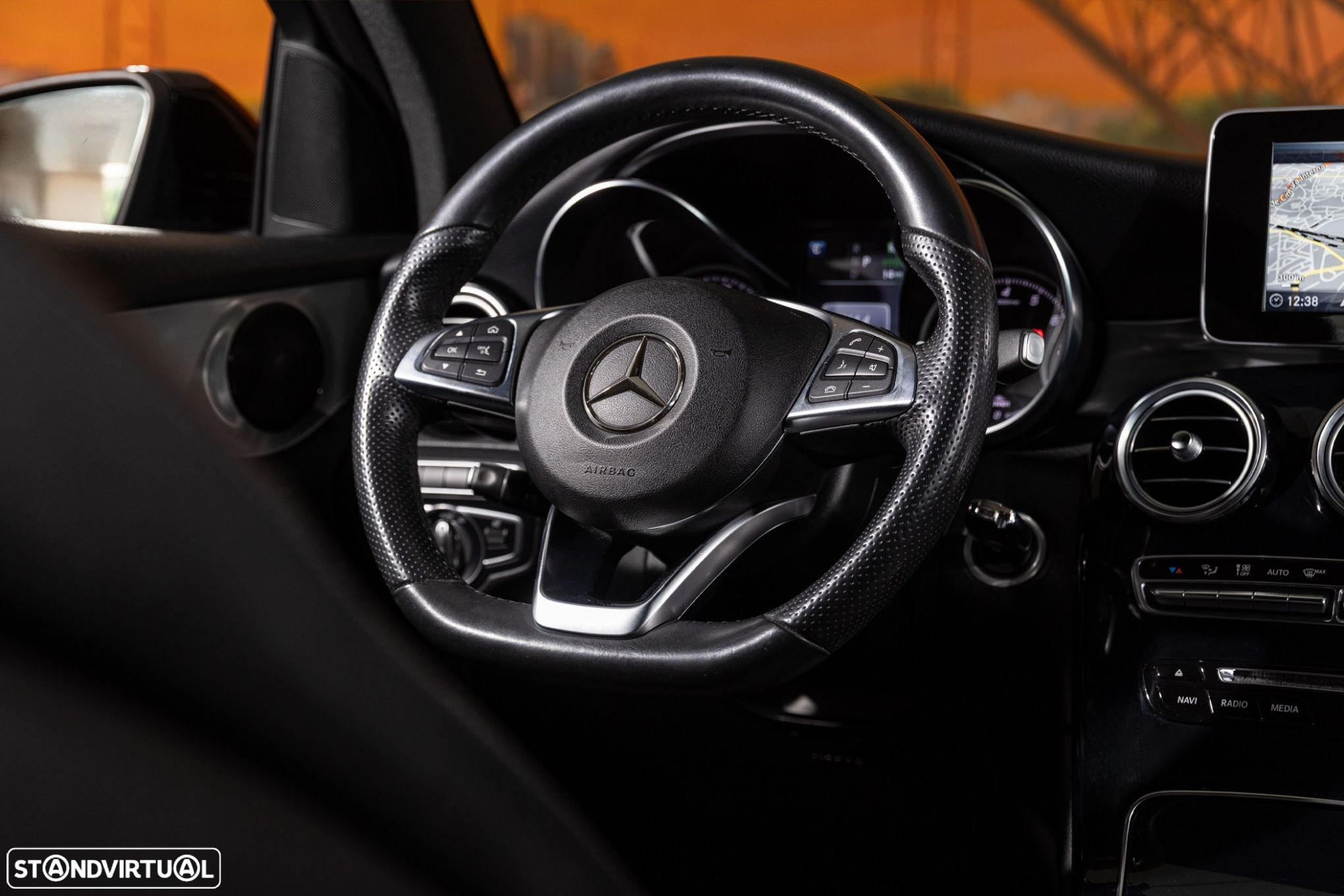 Mercedes-Benz GLC 350 e Coupé AMG Line 4-Matic - 13