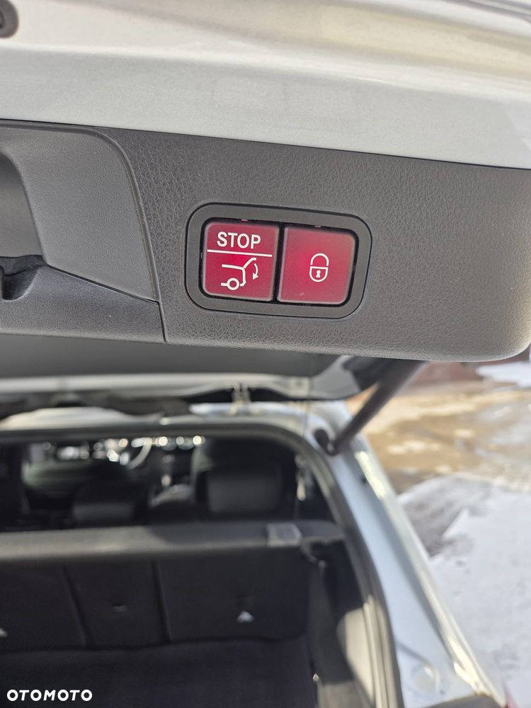 Mercedes-Benz Klasa B 180 d Progressive 7G-DCT - 10