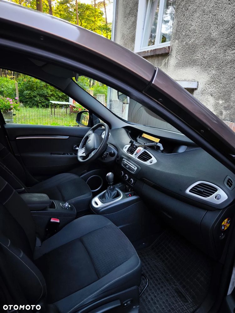 Renault Scenic 1.9 dCi Expression - 6