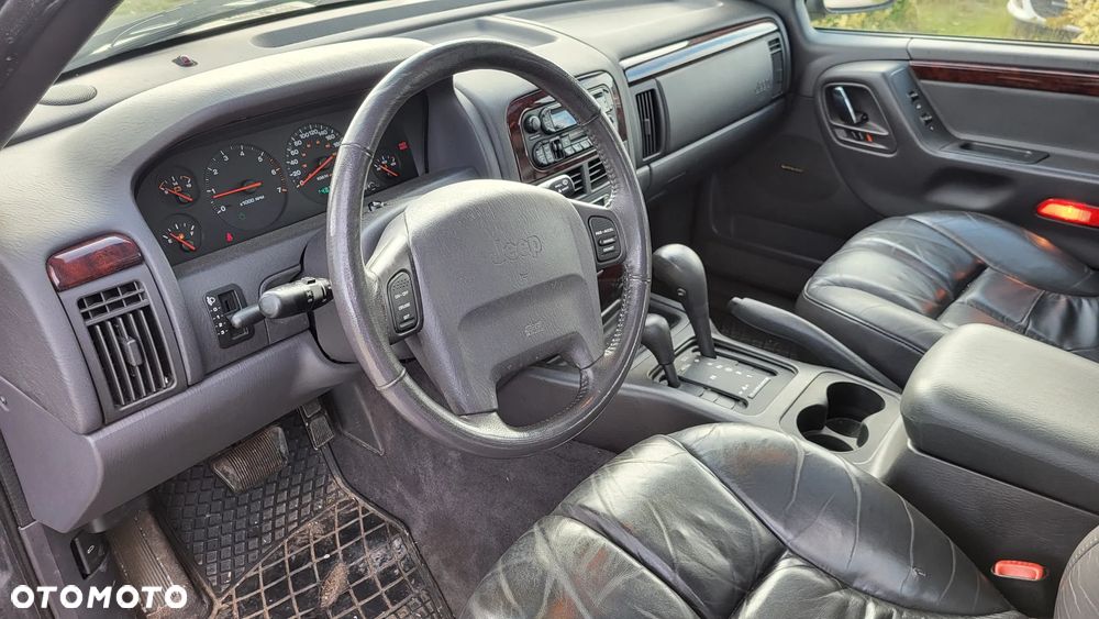 Jeep Grand Cherokee 4.7 Limited - 9