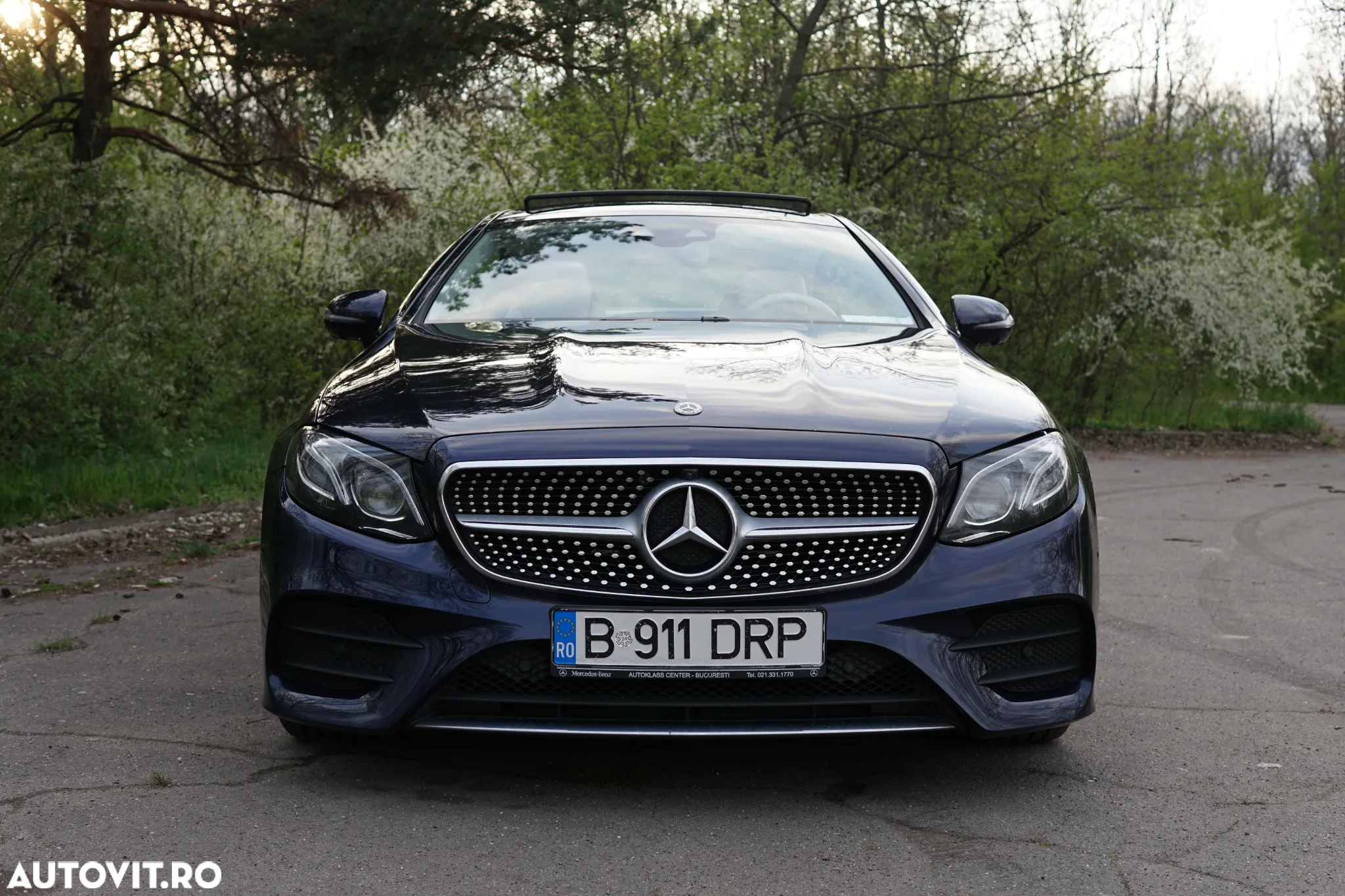 Mercedes-Benz E 200 Coupe 9G-TRONIC AMG Line - 8