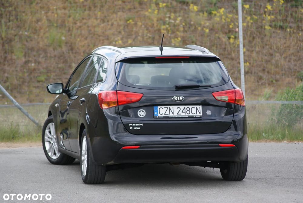 Kia Ceed - 9