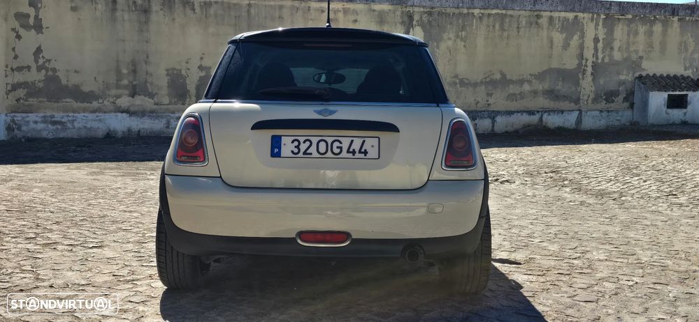MINI 3 Portas Cooper D - 9