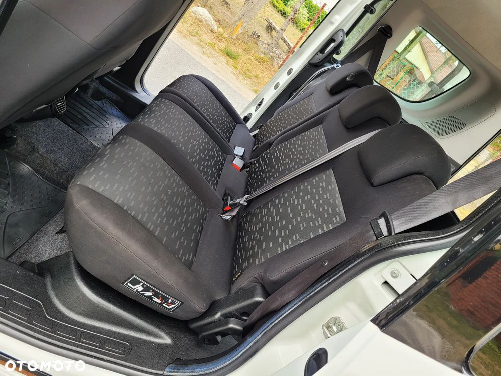 Opel Combo - 15