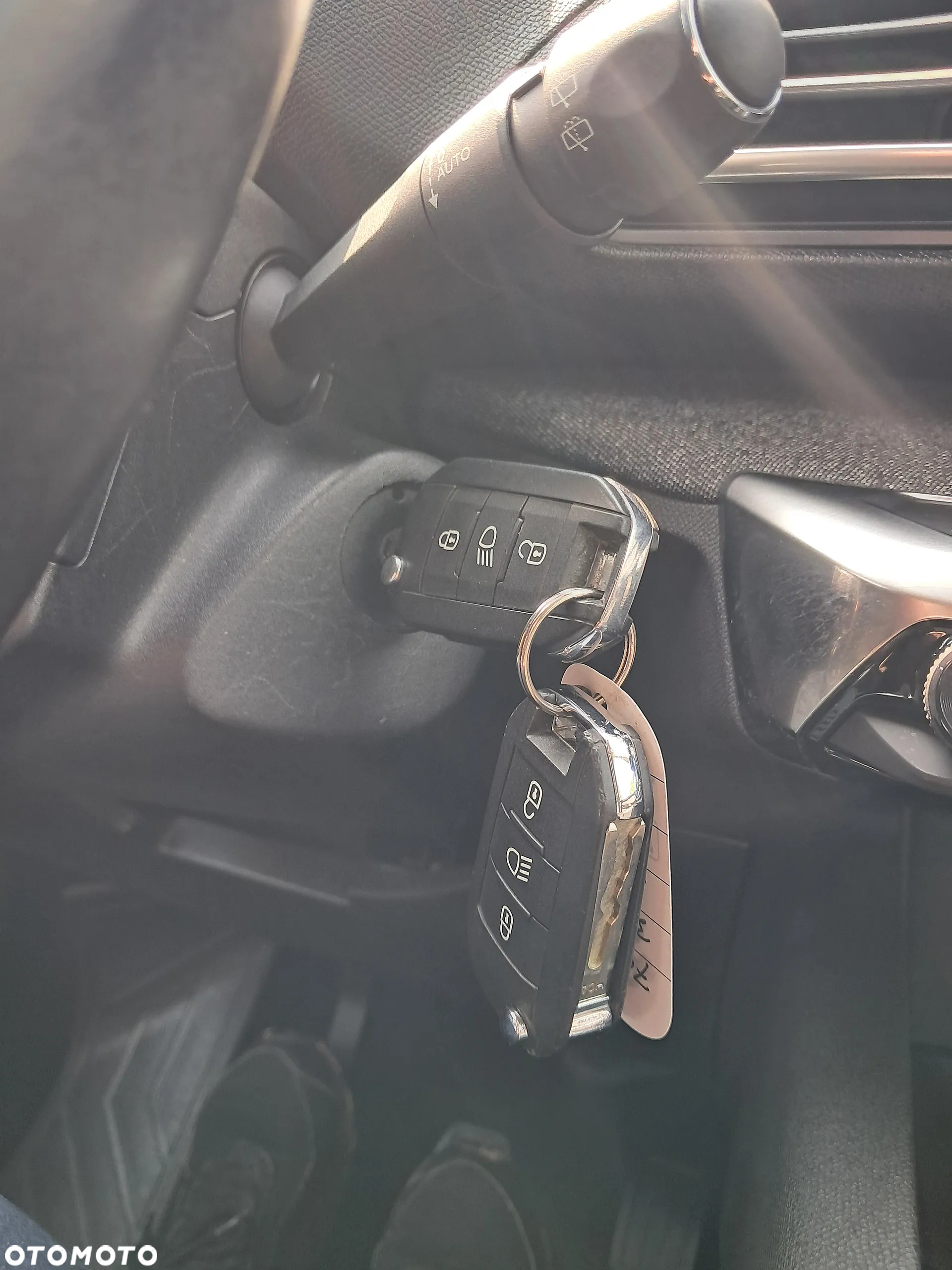 Peugeot 3008 - 24