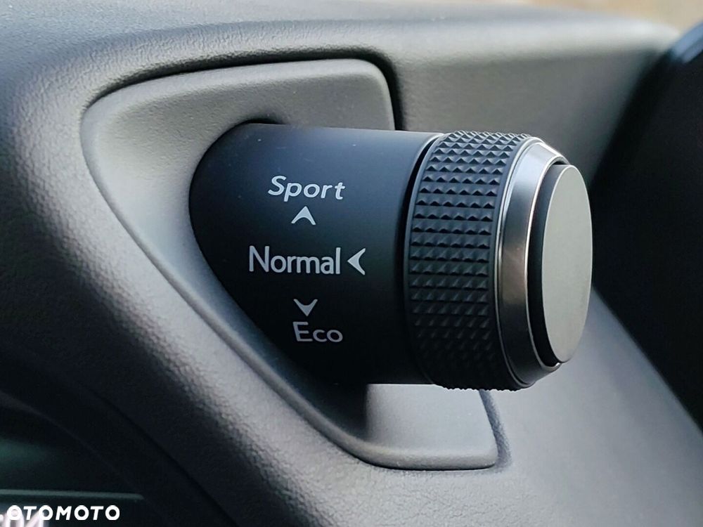 Lexus UX 250h GPF F Impression 2WD - 22