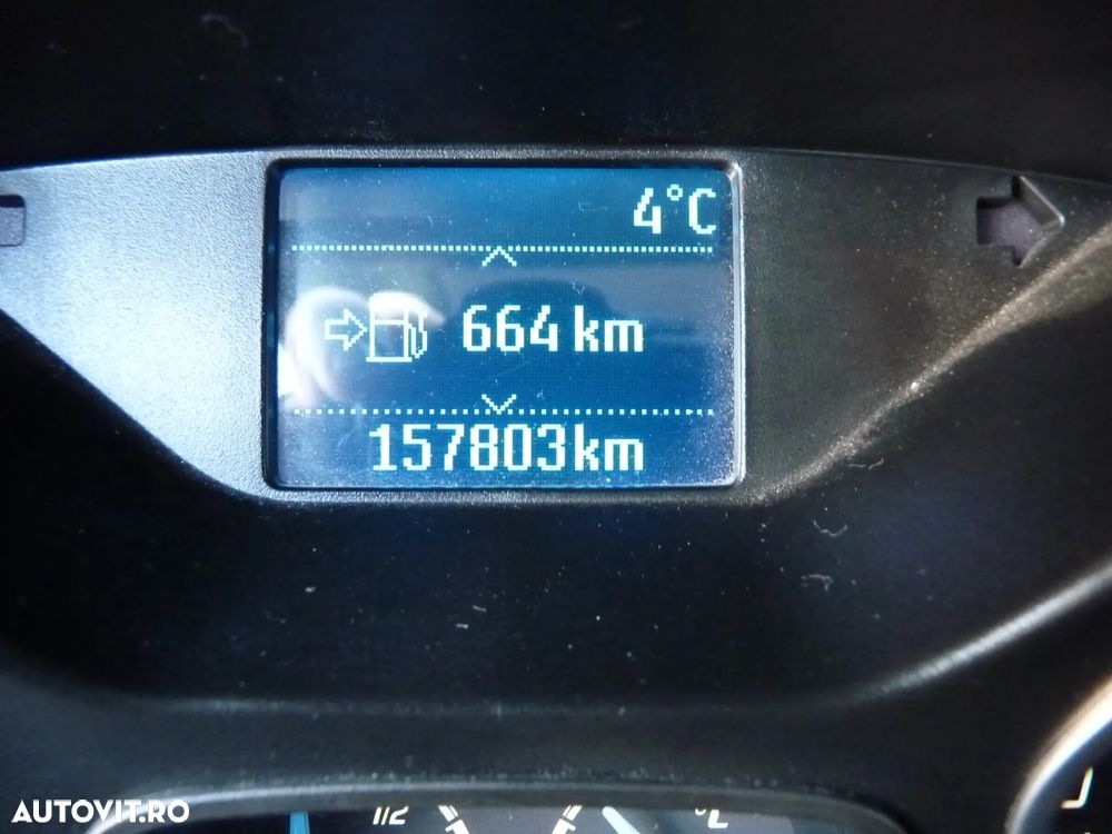 Ford Focus 1.6 TI-VCT Champions Edition - 11