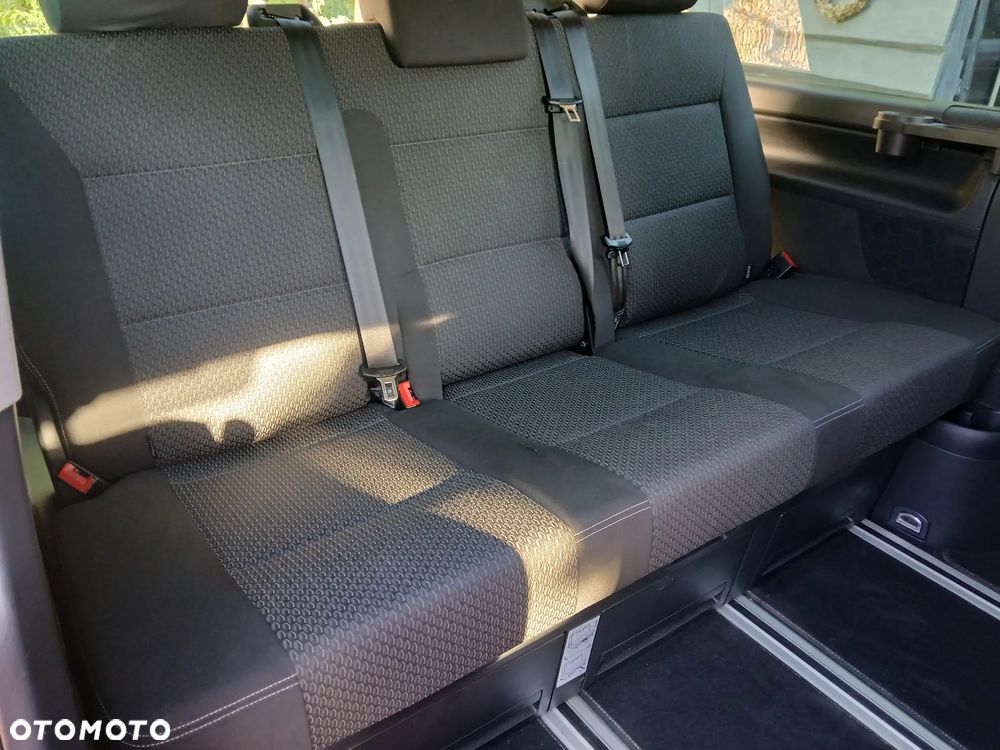 Volkswagen Multivan 2.0 TDI L1 Comfortline DSG - 12
