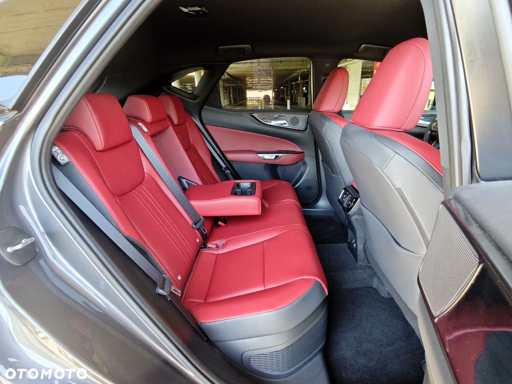 Lexus NX 350h Prestige 2WD - 14