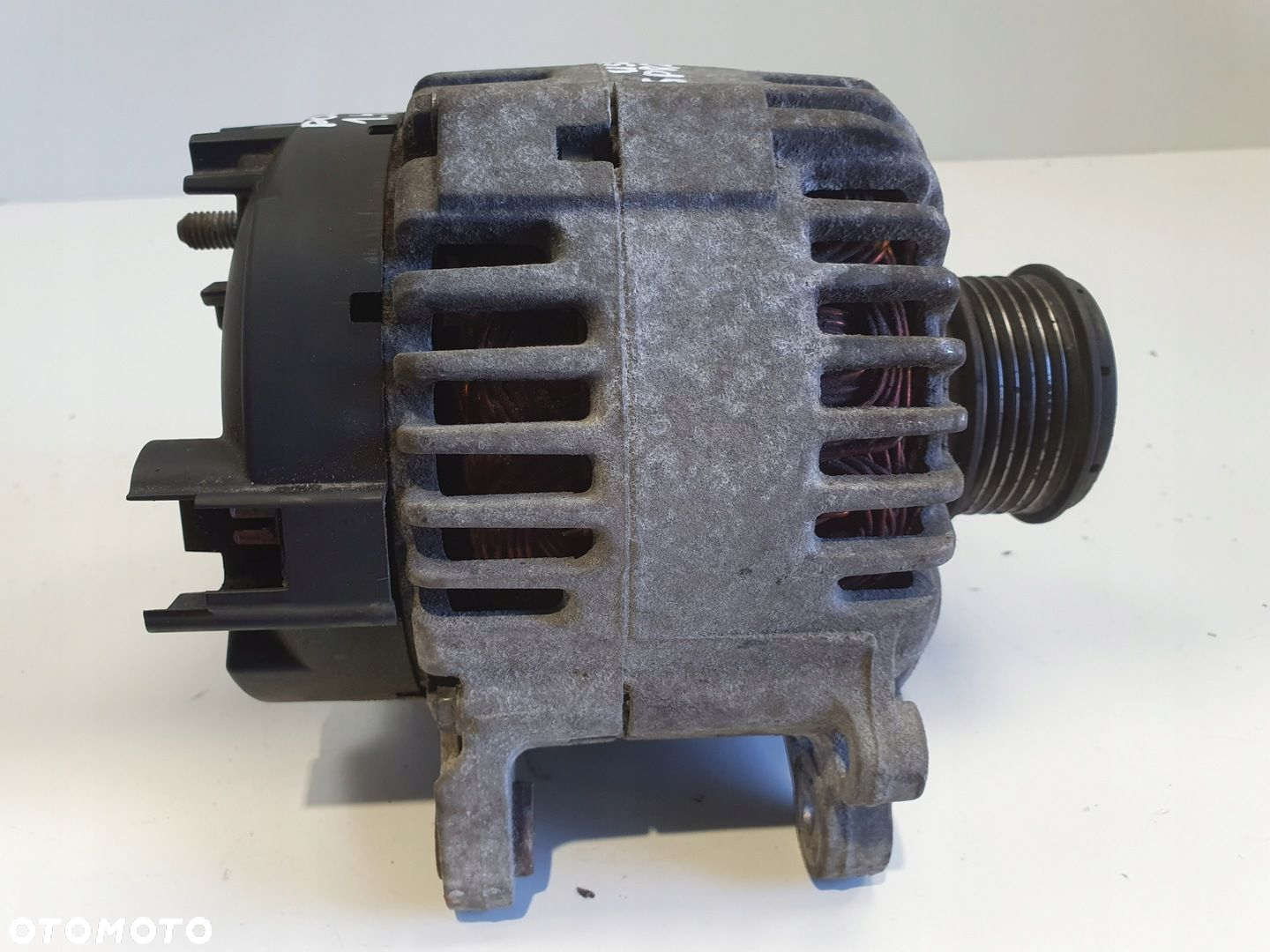 VW Golf V 1.9 TDI ALTERNATOR valeo 06F903023C 140A - 8