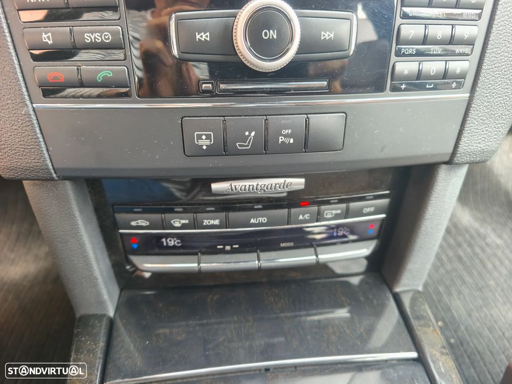 Mercedes-Benz E 350 CDi Avantgarde BlueEfficiency - 7