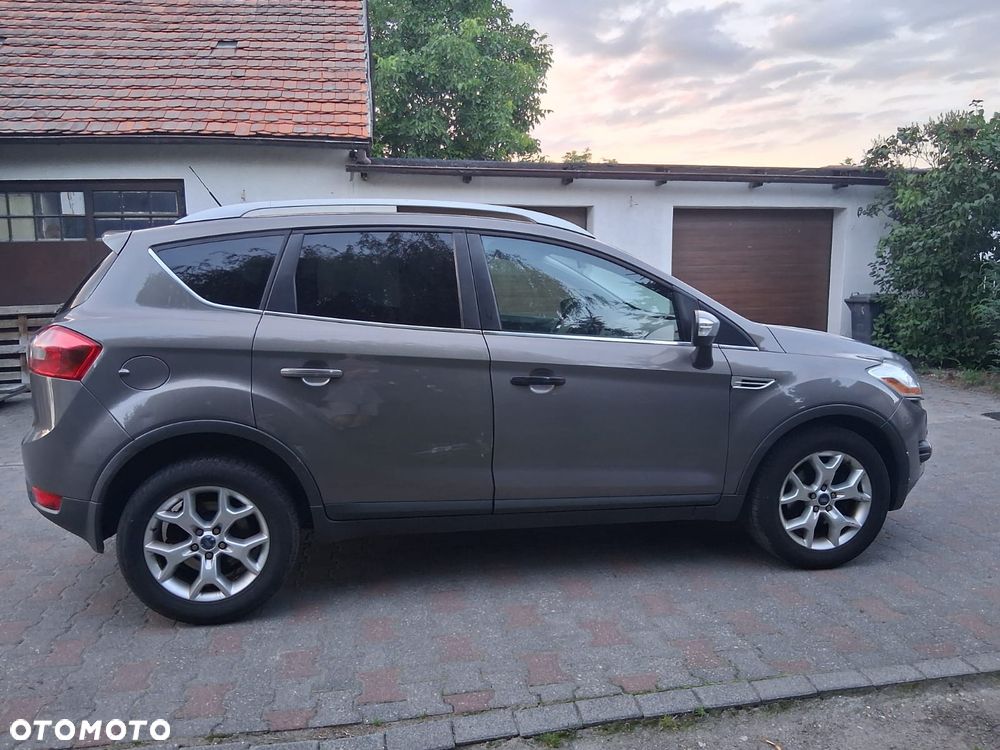 Ford Kuga 2.0 TDCi 2x4 Trend - 10