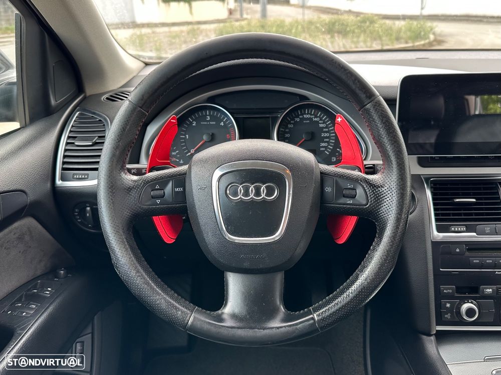 Audi Q7 3.0 V6 TDi quattro Tiptronic - 12