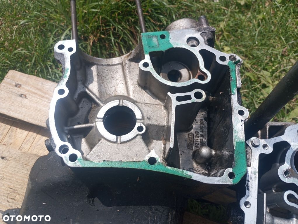 Kartery Leonardo Aprilia 125 150 pół karter przekładnia 200 napęd L5 - 3