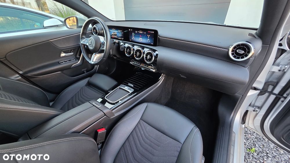 Mercedes-Benz Klasa A 250 e PHEV Progressive 8G-DCT - 21
