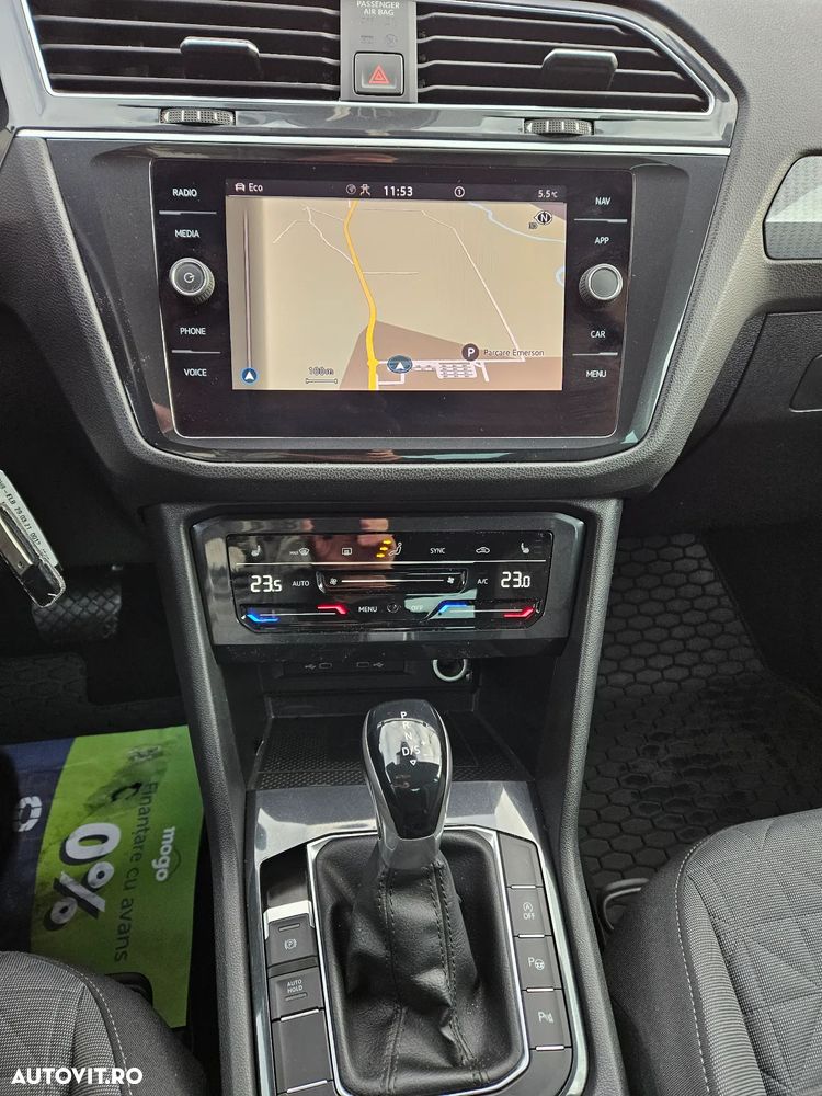 Volkswagen Tiguan 2.0 TDI SCR 4MOTION DSG Elegance - 7