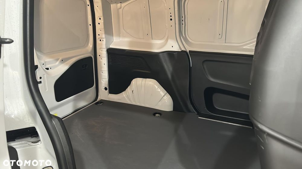 Toyota Proace City - 13