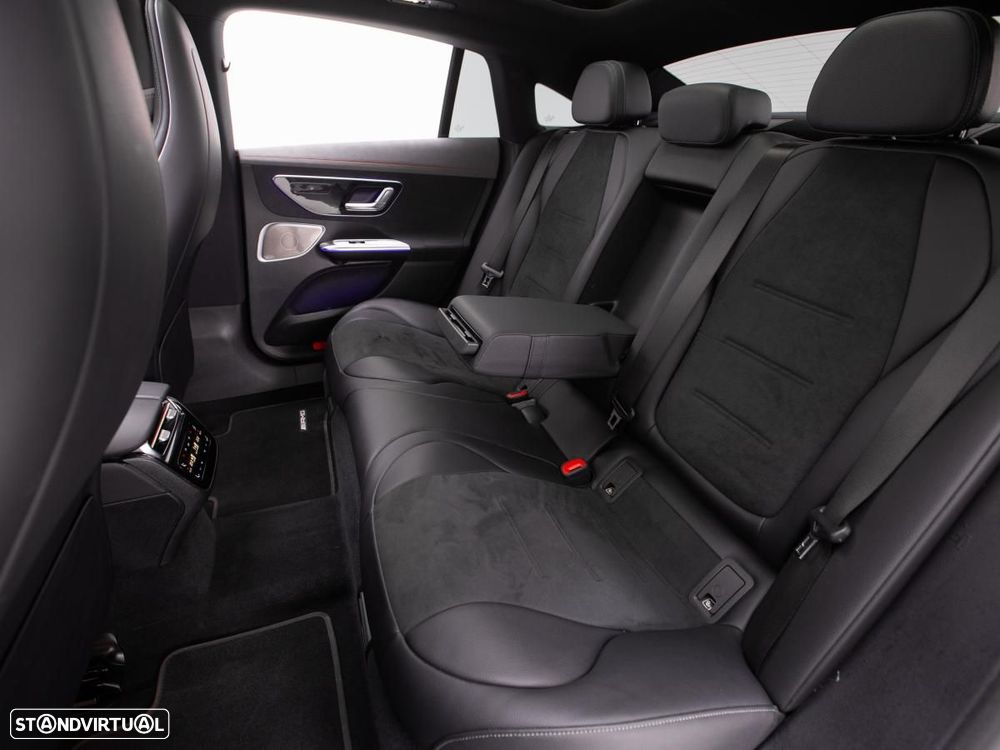 Mercedes-Benz EQE 350+ - 12