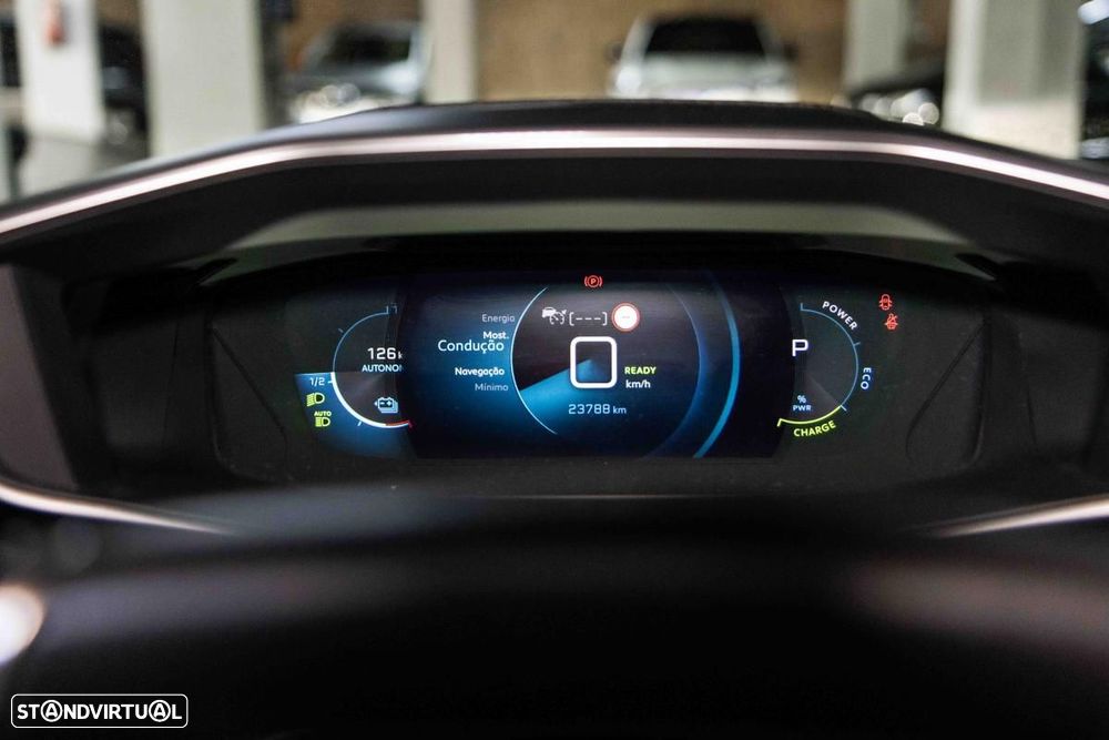 Peugeot e-2008 50 kWh GT - 28