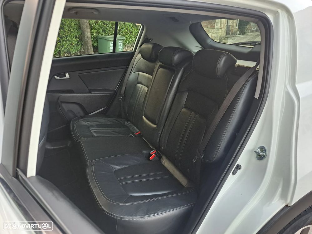 Kia Sportage 1.7 CRDI 2WD Vision - 35