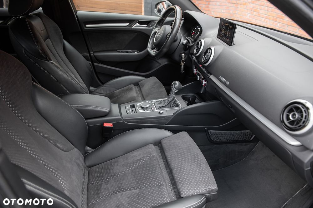 Audi A3 Sportback 1.8 TFSI quattro S tronic S line Sportpaket - 30