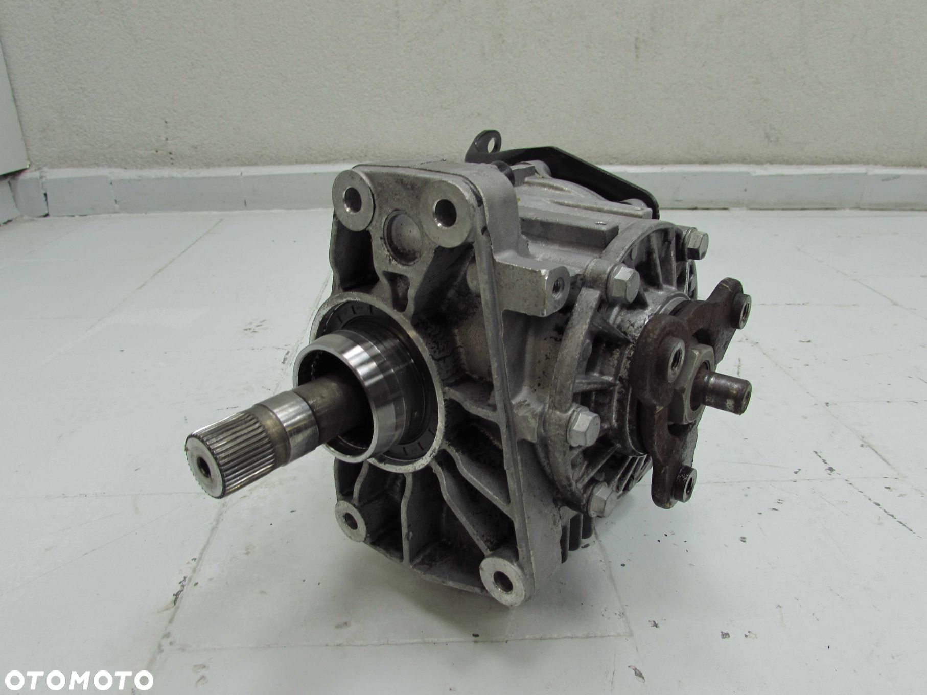 VW TIGUAN 07-16 REDUKTOR PRZEKLADNIA KATOWA 0A6409053Q - 3