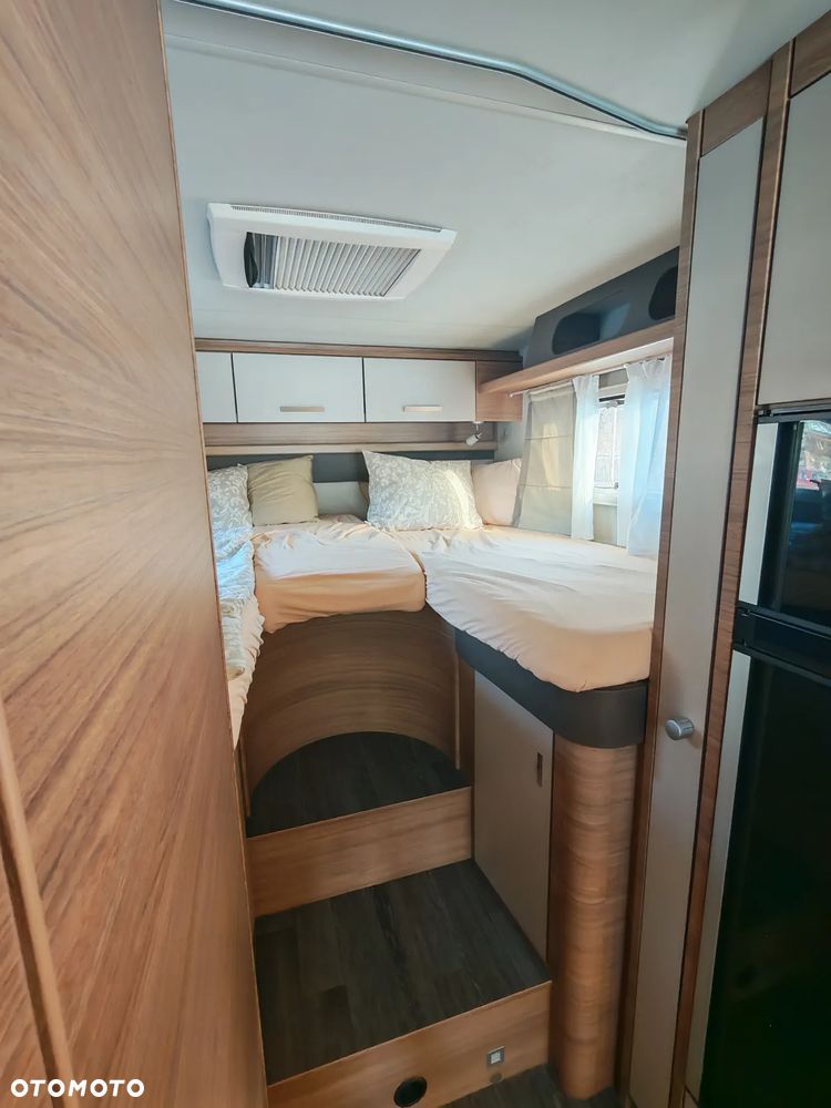 KNAUS Live i 700 MEG - 30