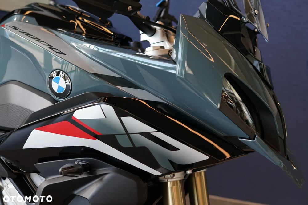 BMW XR - 12