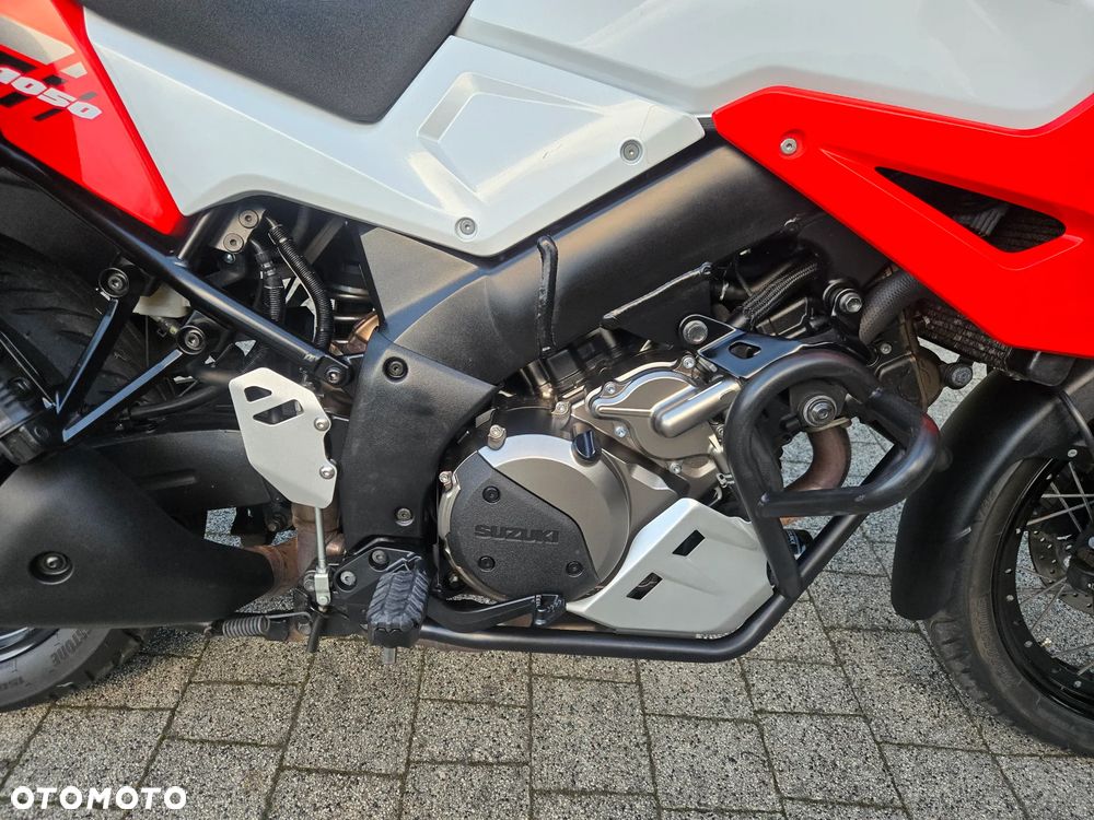 Suzuki V-STROM - 30